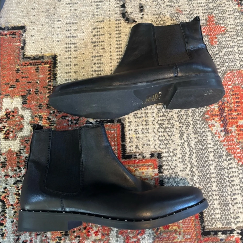 Steve Madden Indya Chelsea Studded Boots